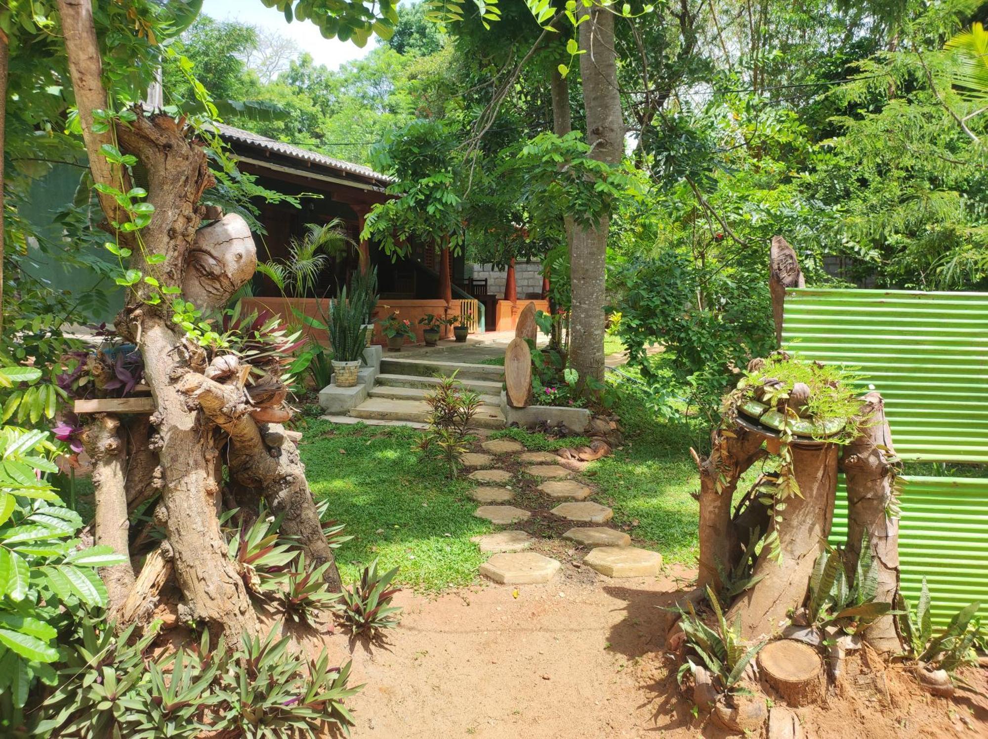 Jaana Guest Hotel Sigiriya Exterior foto